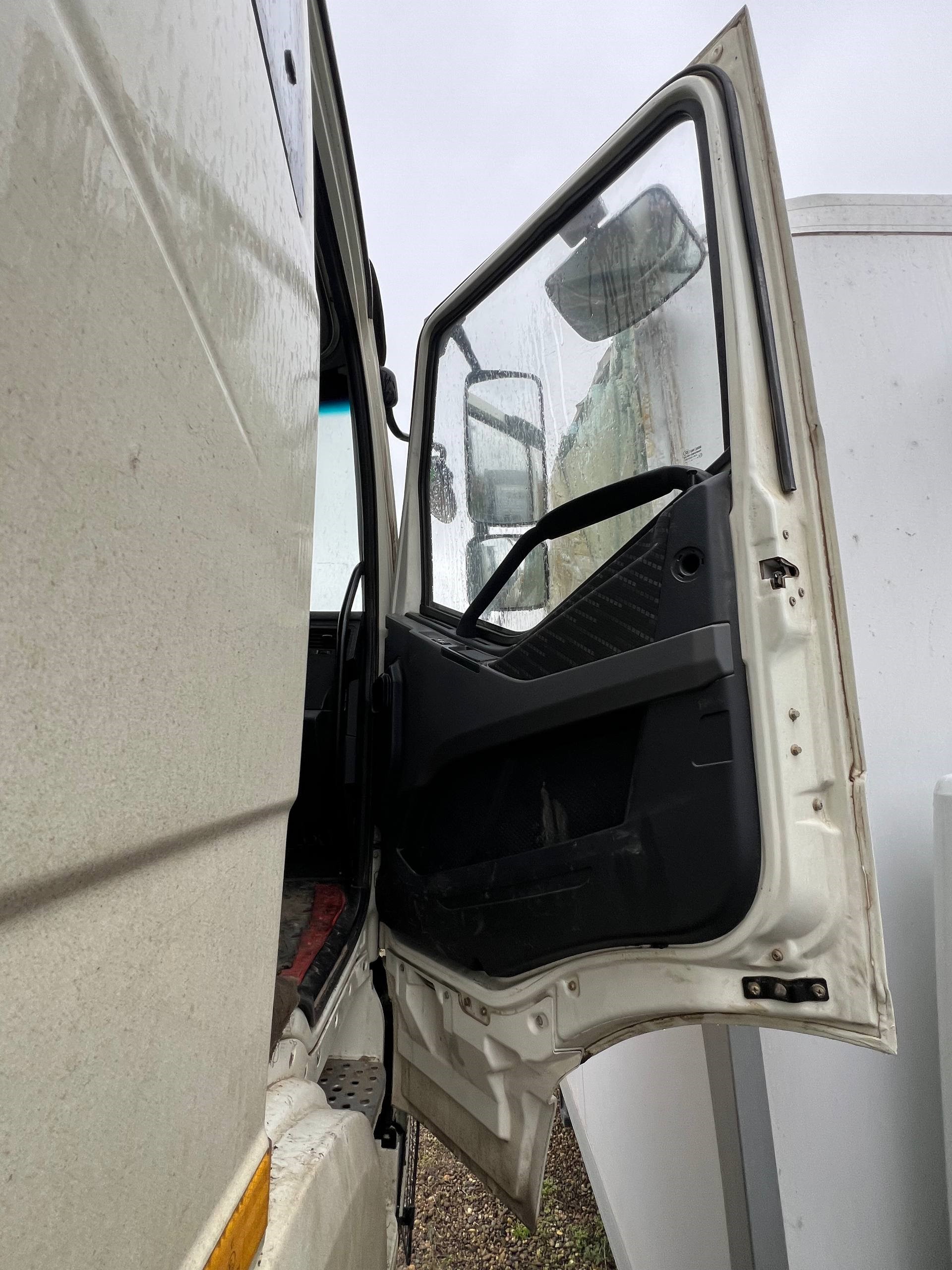 FAW CA 3310 8x4 Самосвал_не актуально 2023 г. - фото 6