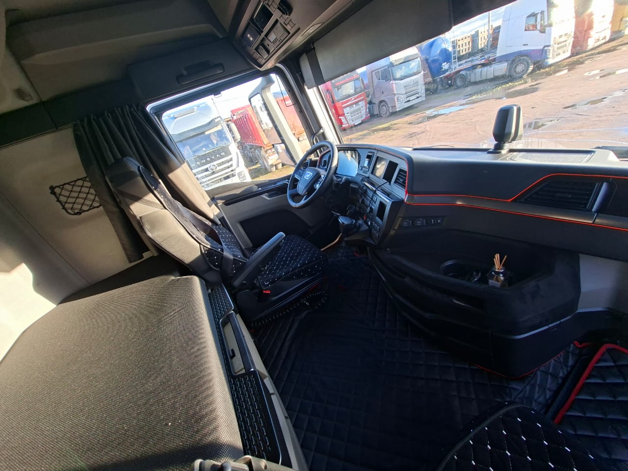 MAN TGX 4X2 Седельный тягач 2023 г. - фото 8