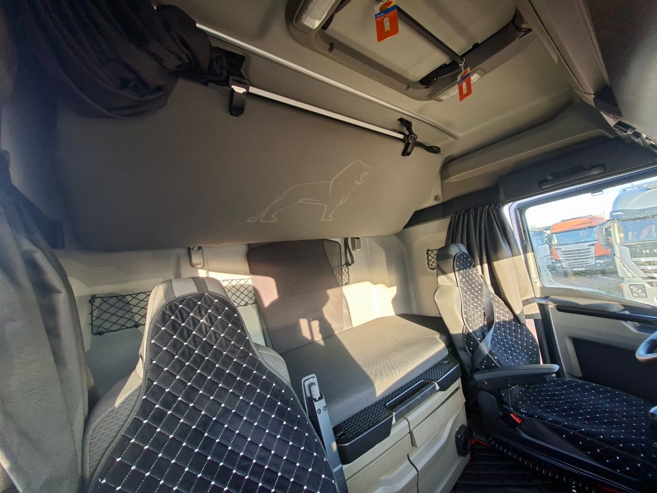 MAN TGX 4X2 Седельный тягач 2023 г. - фото 9