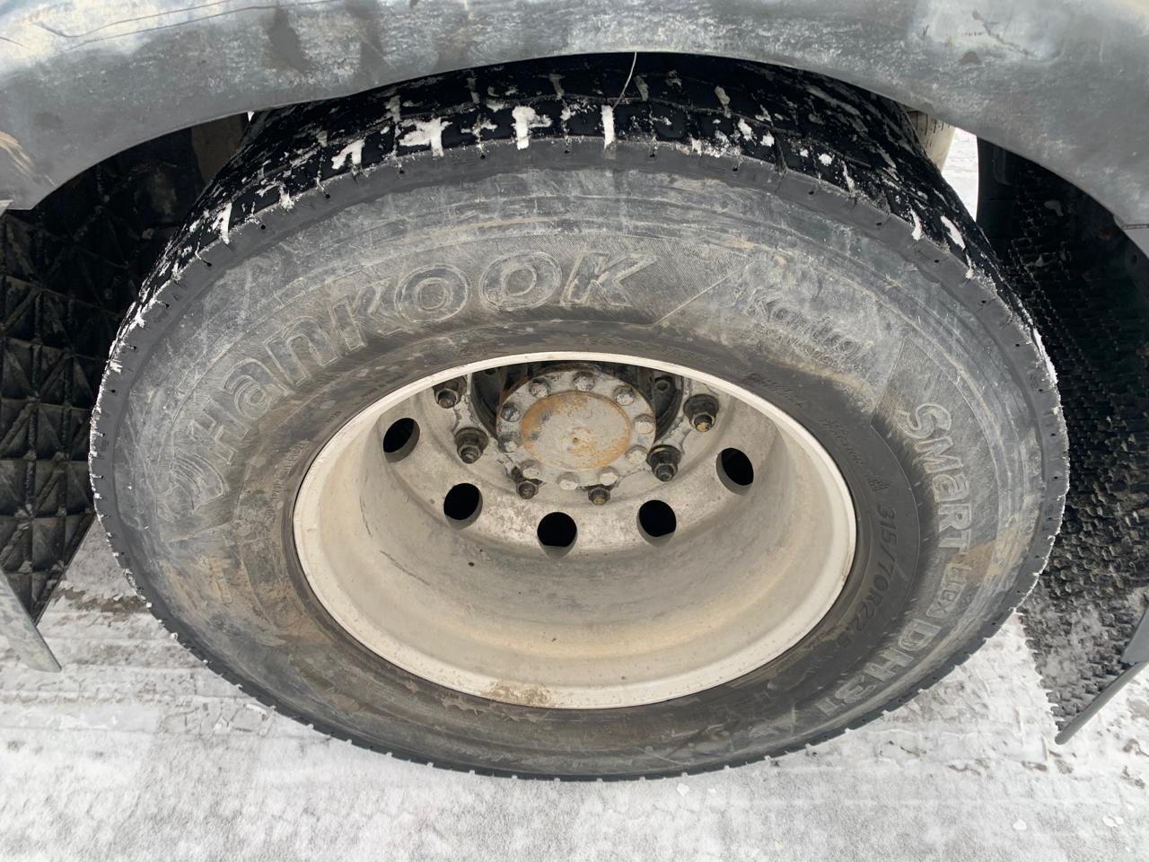 Shacman (Shaanxi) SX* 4x2 Седельный тягач 2023 г. - фото 24