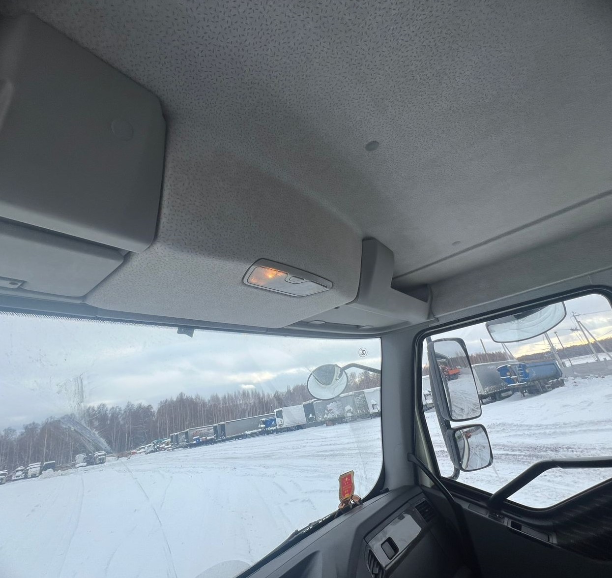 Строительные подъемные машины (СПМ) 7327* на шасси FAW CA 3250 6x4 Бортовой с КМУ 2023 г. - фото 11