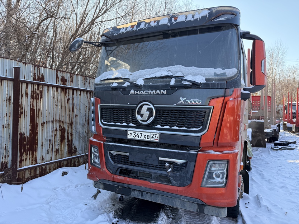 Shacman (Shaanxi) SX* 6x6 Седельный тягач 2023 г.