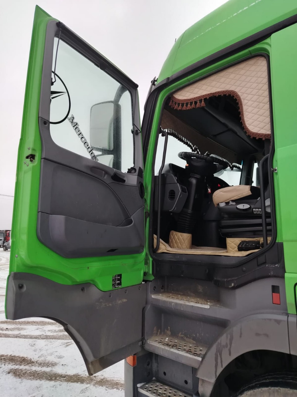 Mercedes-Benz ACTROS 4x2 Седельный тягач 2018 г. - фото 5