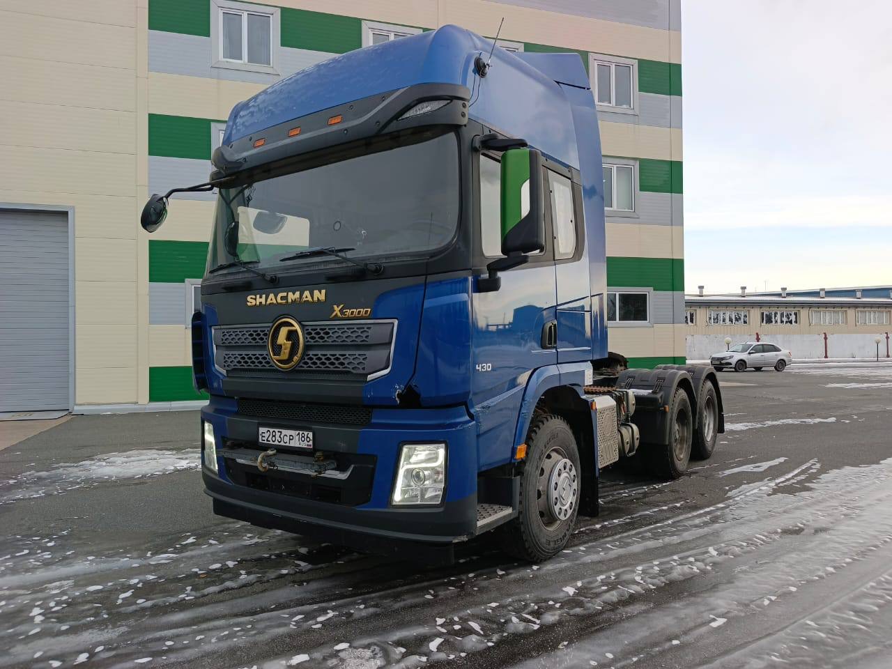 Shacman (Shaanxi) SX* 6x4 Седельный тягач 2022 г. - фото 3