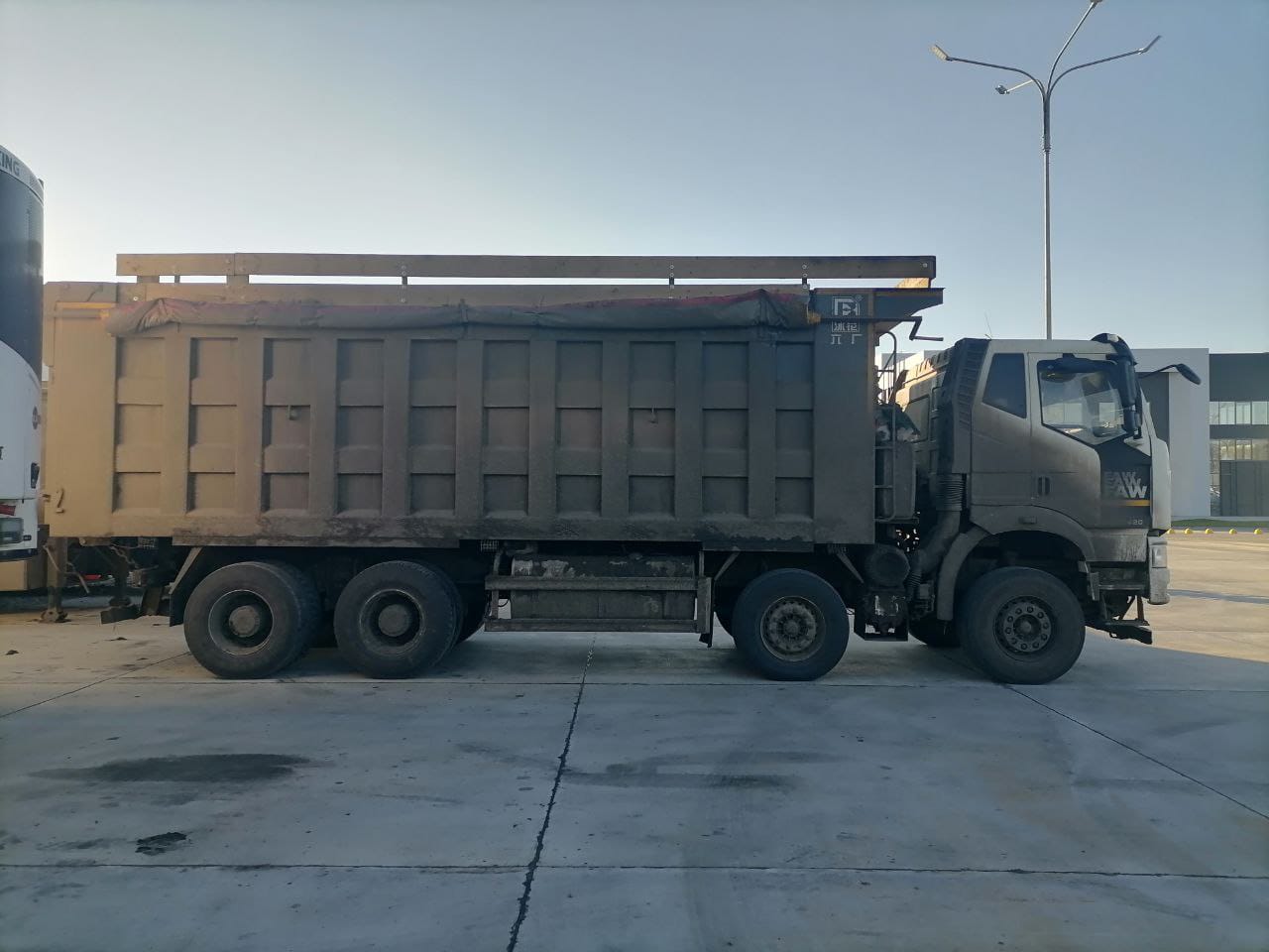 FAW J6 8x4 Самосвал 2023 г. - фото 4