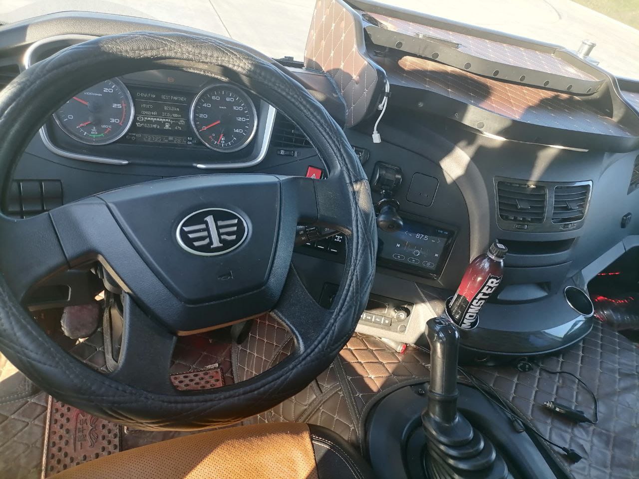 FAW J6 8x4 Самосвал 2023 г. - фото 9