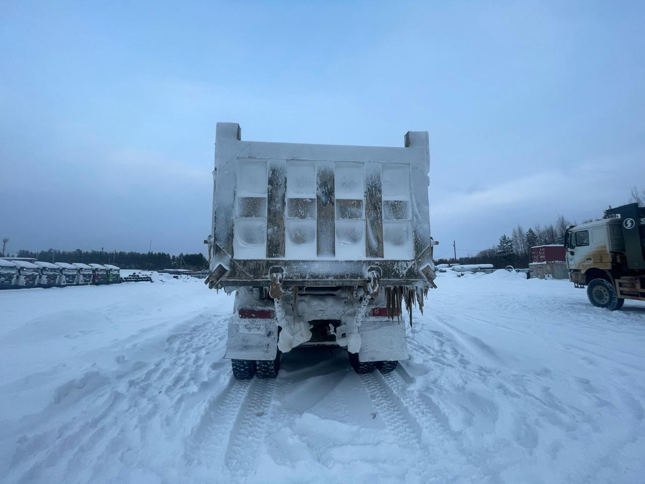 Shacman (Shaanxi) SX* 6x6 Самосвал 2022 г. - фото 9