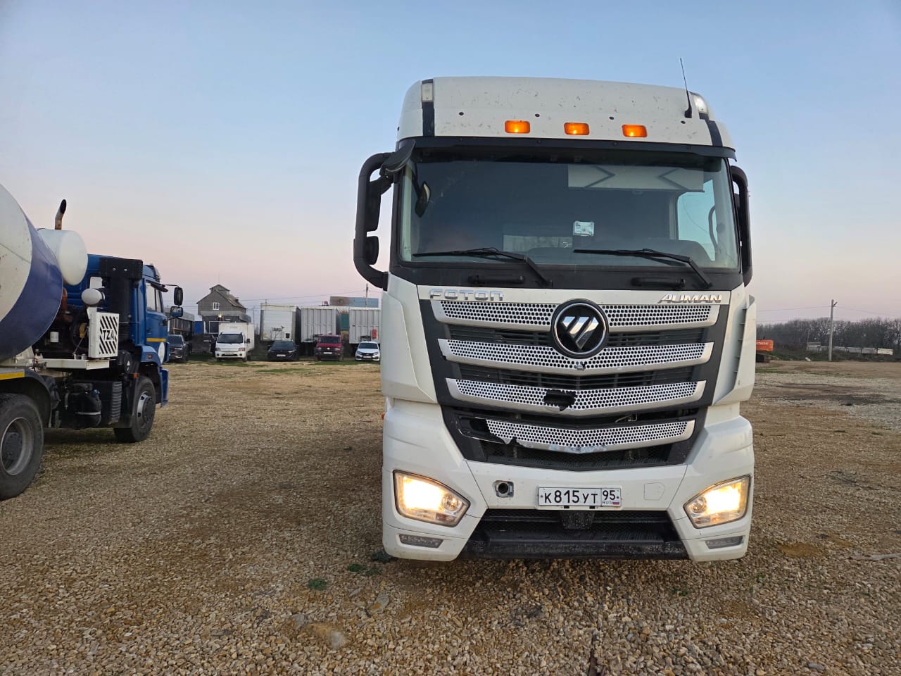 Foton AUMAN 4x2 Седельный тягач 2023 г.