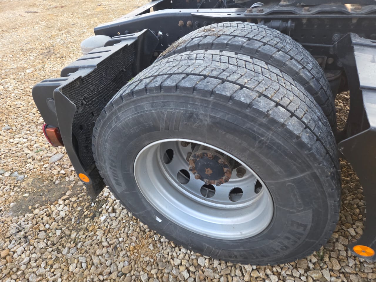 Foton AUMAN 4x2 Седельный тягач 2023 г. - фото 11