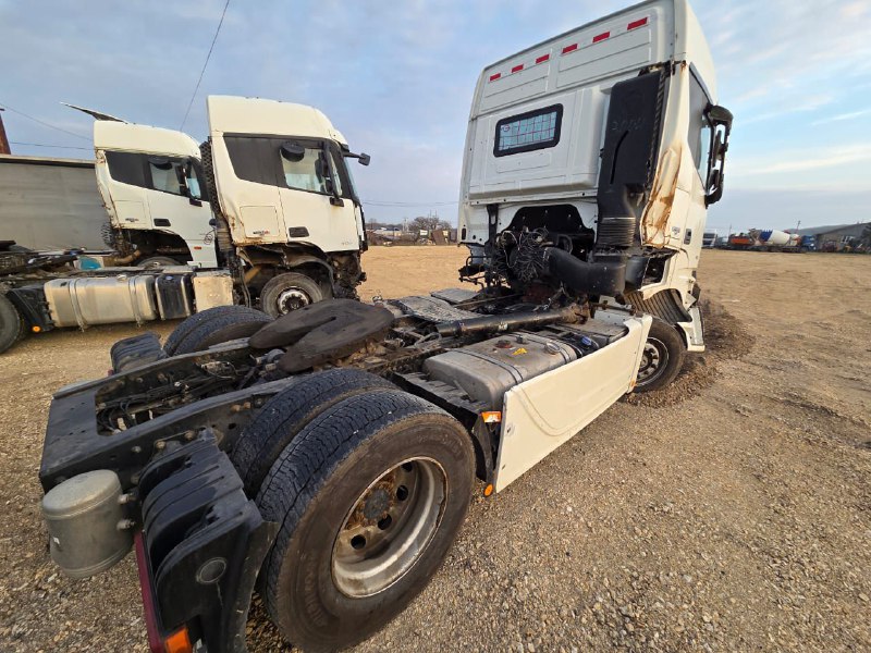 Foton AUMAN 4x2 Седельный тягач 2023 г. - фото 6