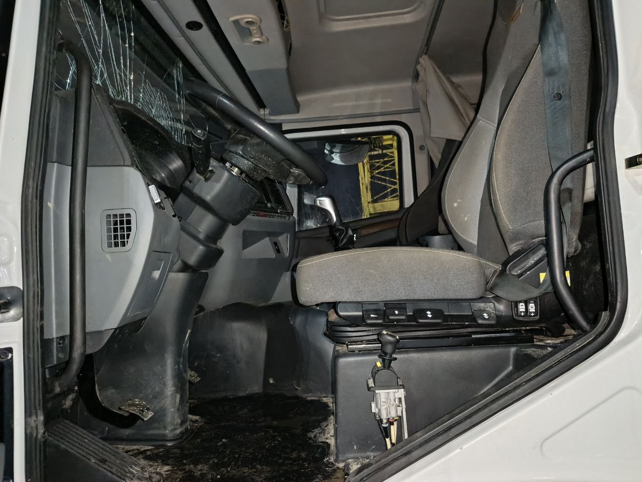 Shacman (Shaanxi) SX* 6x6 Самосвал 2023 г. - фото 9