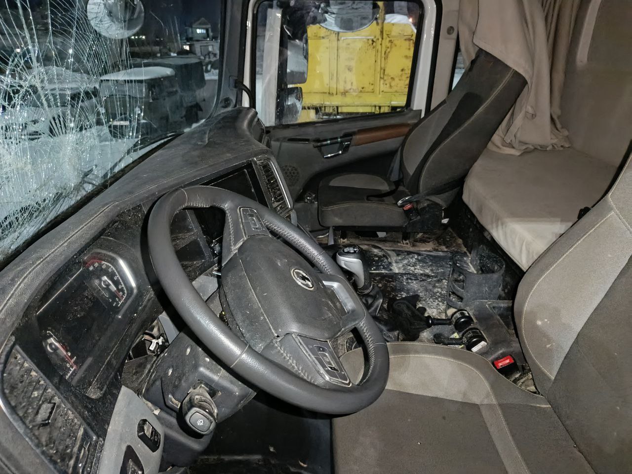 Shacman (Shaanxi) SX* 6x6 Самосвал 2023 г. - фото 10