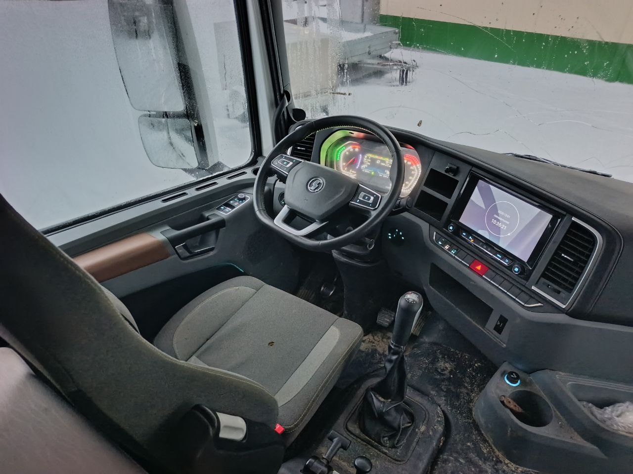 Shacman (Shaanxi) SX* 6x6 Самосвал 2023 г. - фото 9