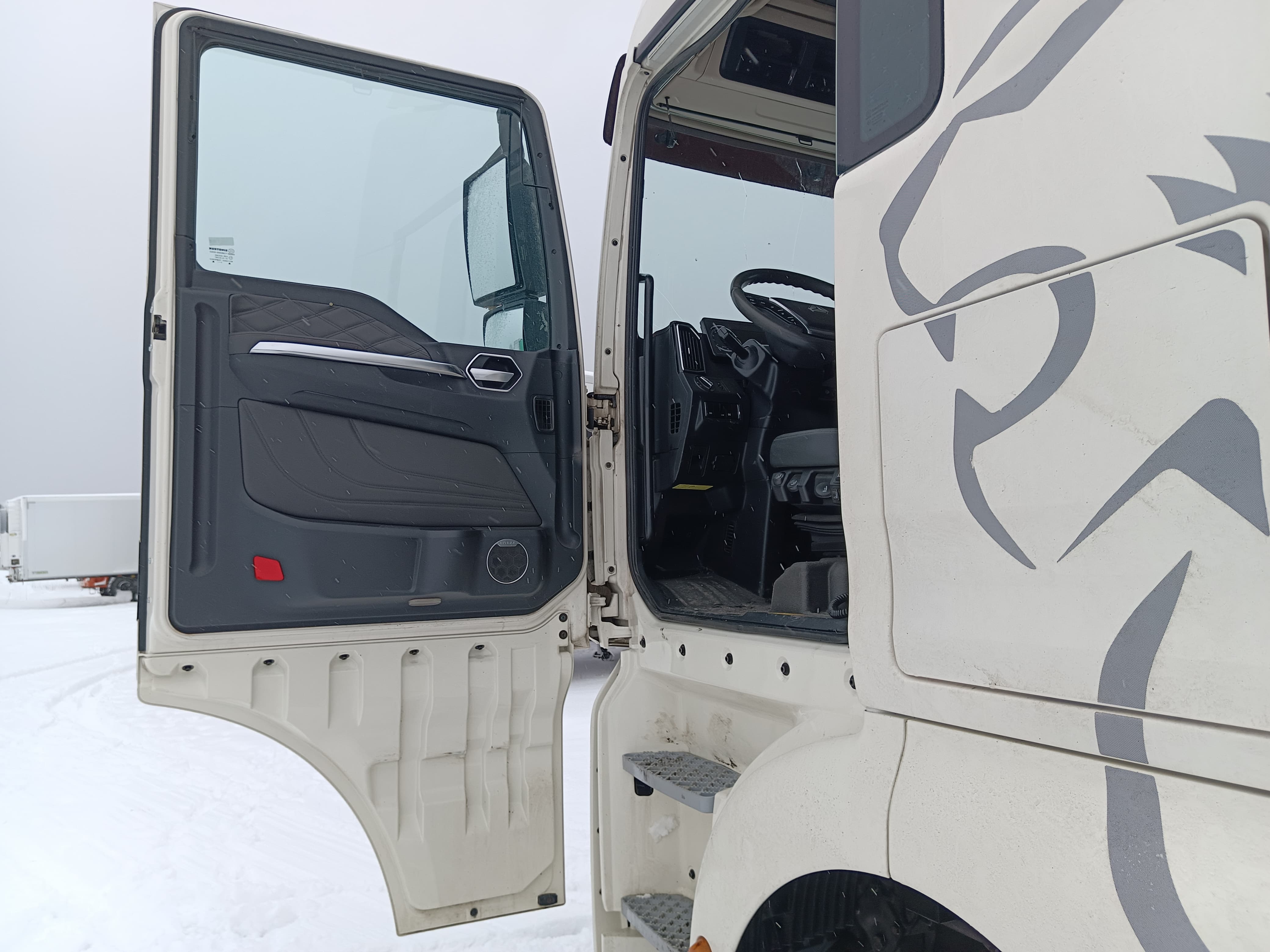 SITRAK C7H MAX 4x2 Седельный тягач 2023 г. - фото 11