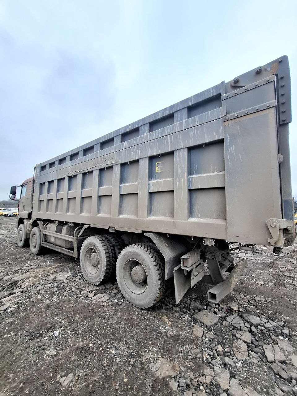 Howo T5G 8x4 Самосвал 2023 г. - фото 6