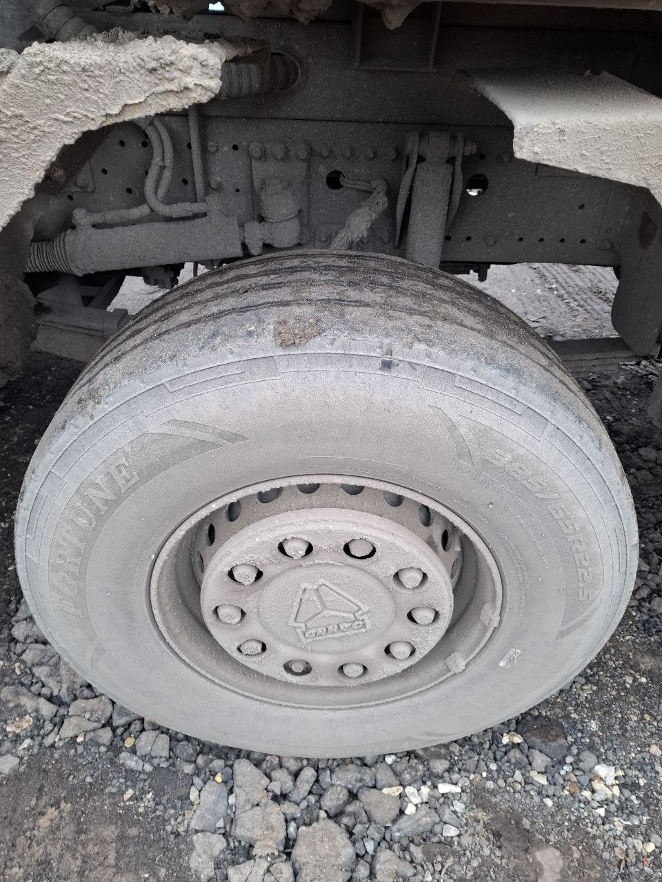 Howo T5G 8x4 Самосвал 2023 г. - фото 12