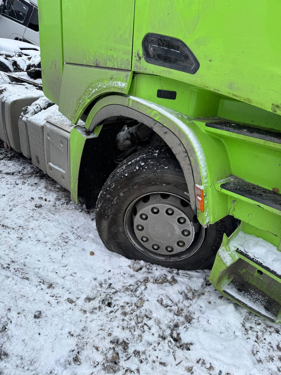 Shacman (Shaanxi) SX* 4x2 Седельный тягач 2023 г. - фото 11