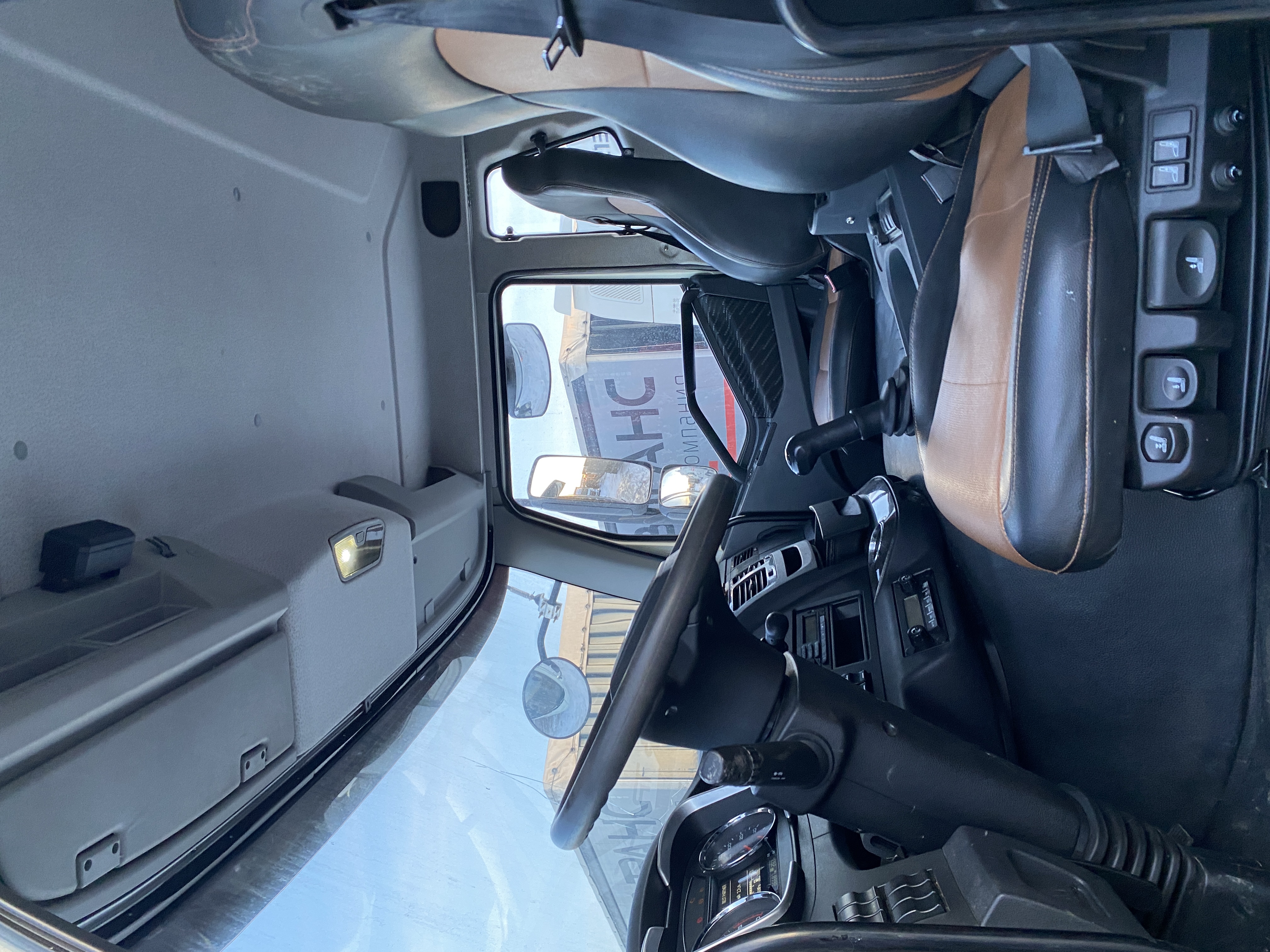 FAW J6 6x4 Самосвал 2023 г. - фото 8