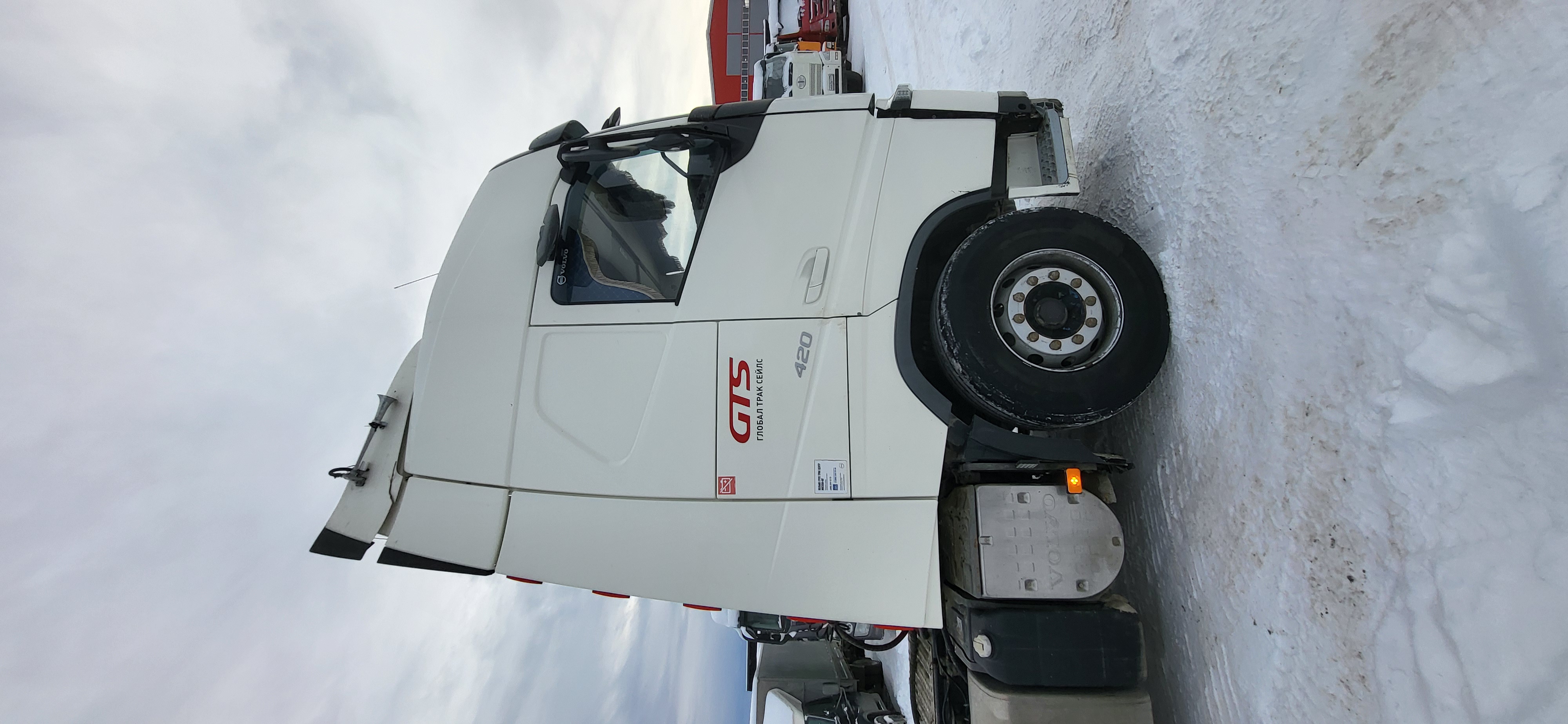 Volvo FH 4x2 Седельный тягач 2017 г. - фото 4