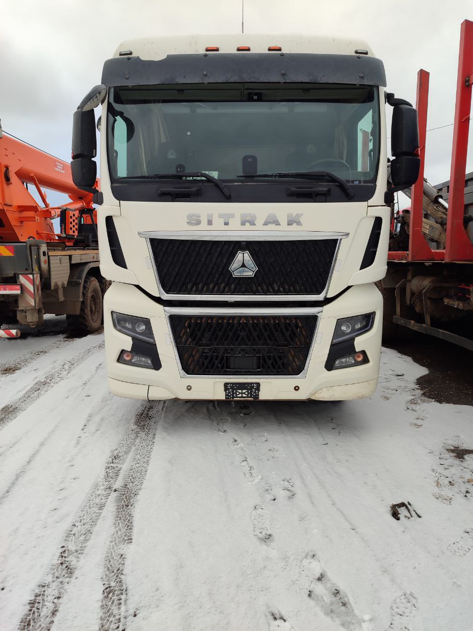 SITRAK C7H 4x2 Седельный тягач