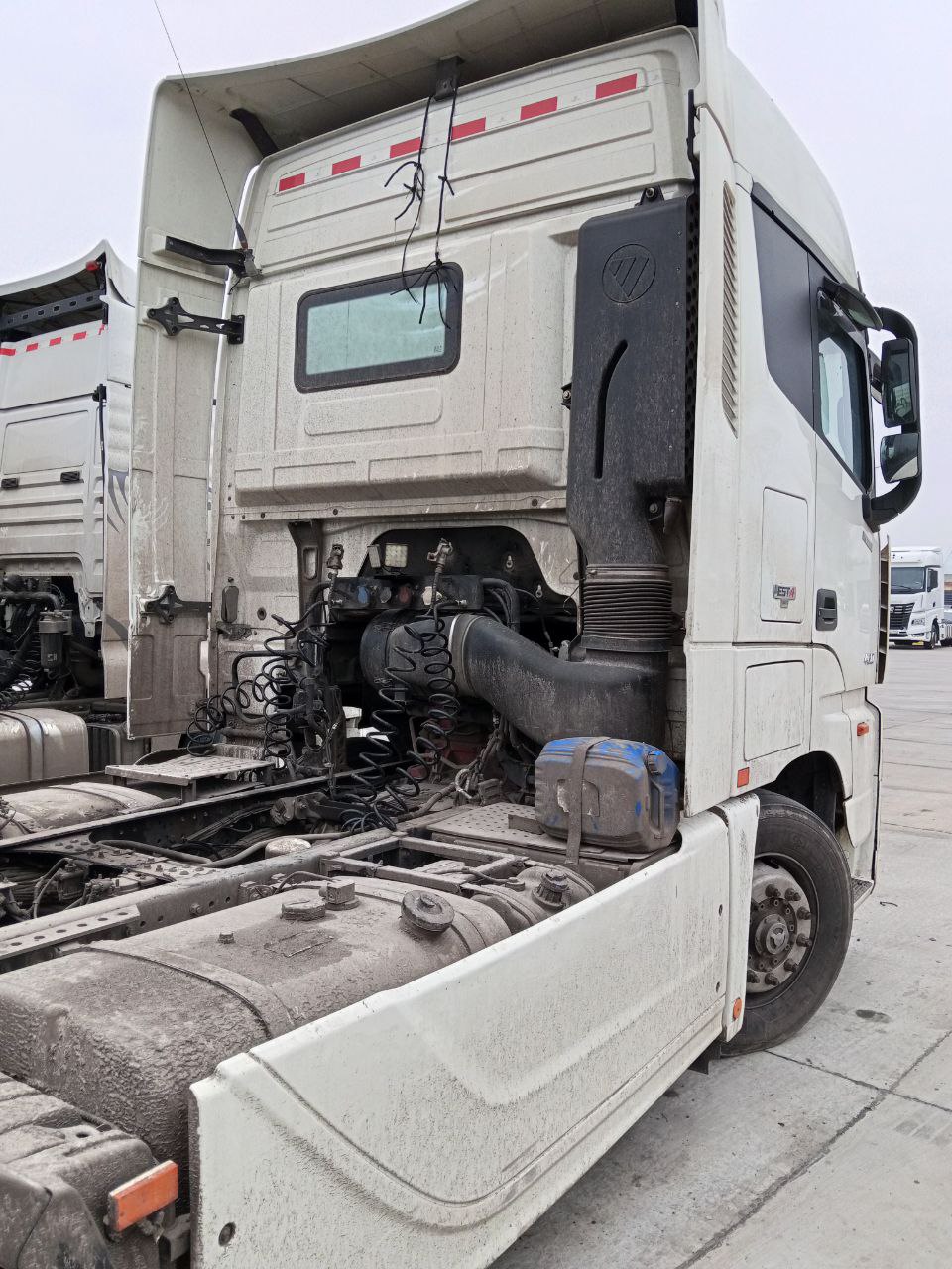 Foton AUMAN 4x2 Седельный тягач 2023 г. - фото 4