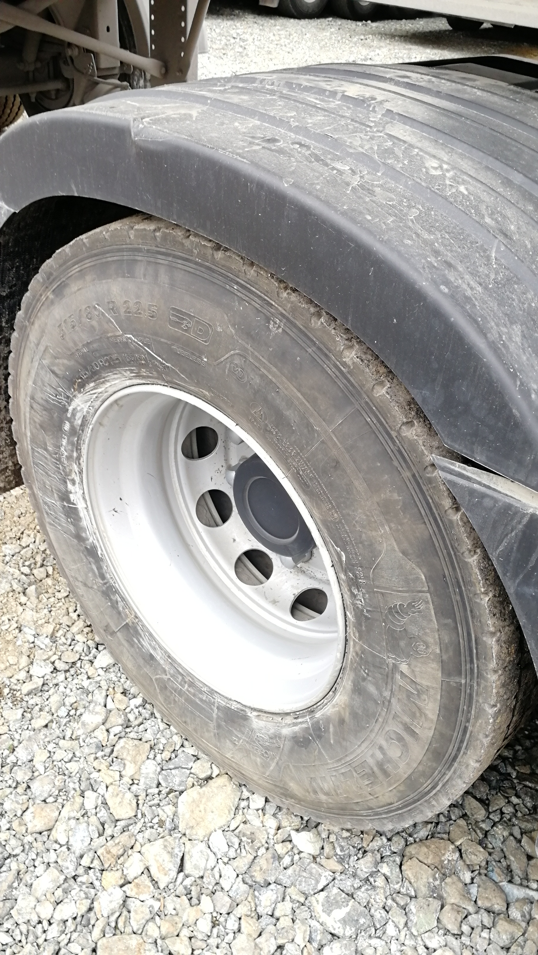 Volvo FH 6x4 Седельный тягач 2023 г. - фото 13