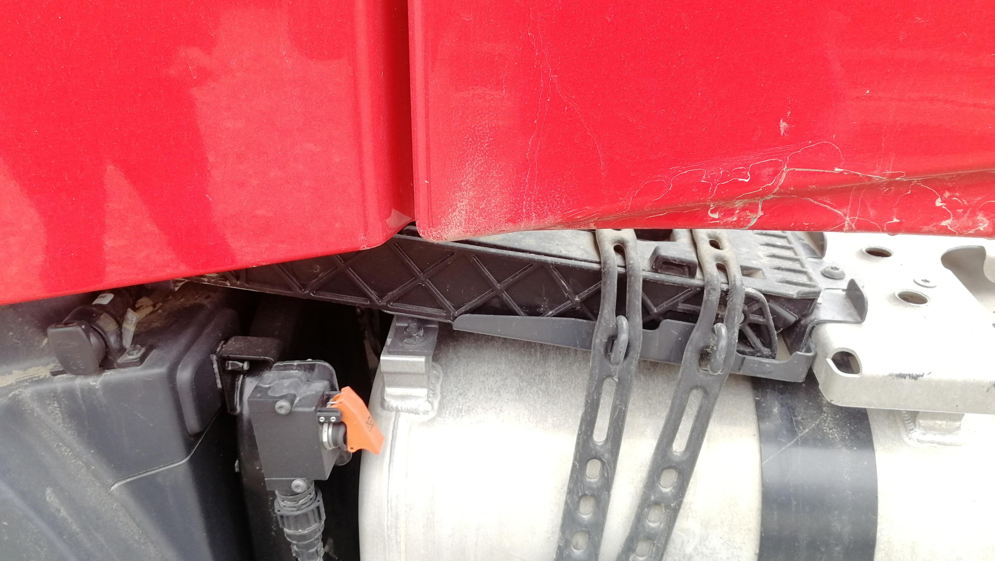 Volvo FH 6x4 Седельный тягач 2023 г. - фото 19