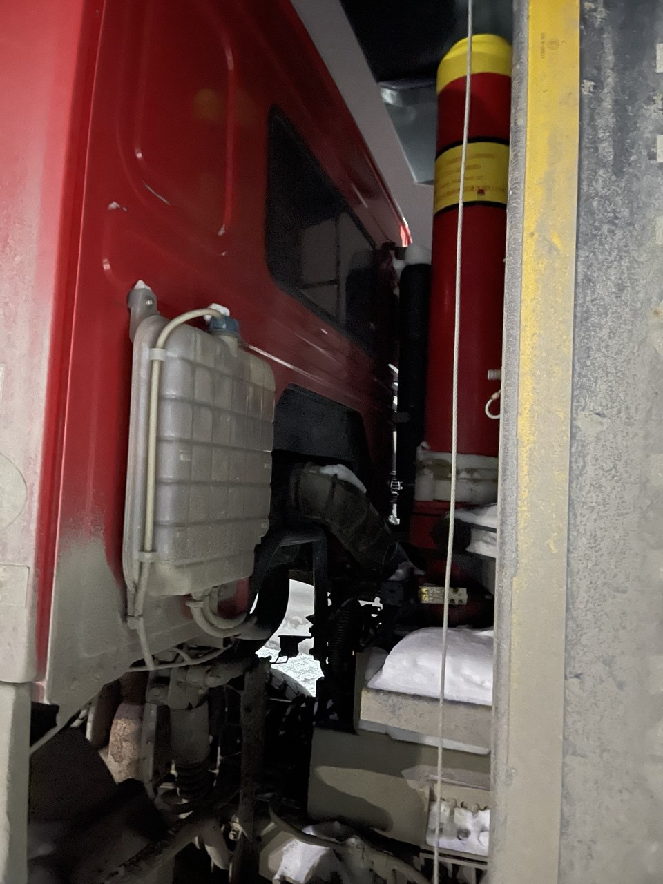 Howo ZZ* 8x4 Самосвал 2022 г. - фото 14