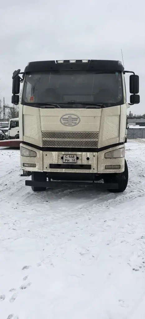 FAW J6 8x4 Самосвал 2022 г.