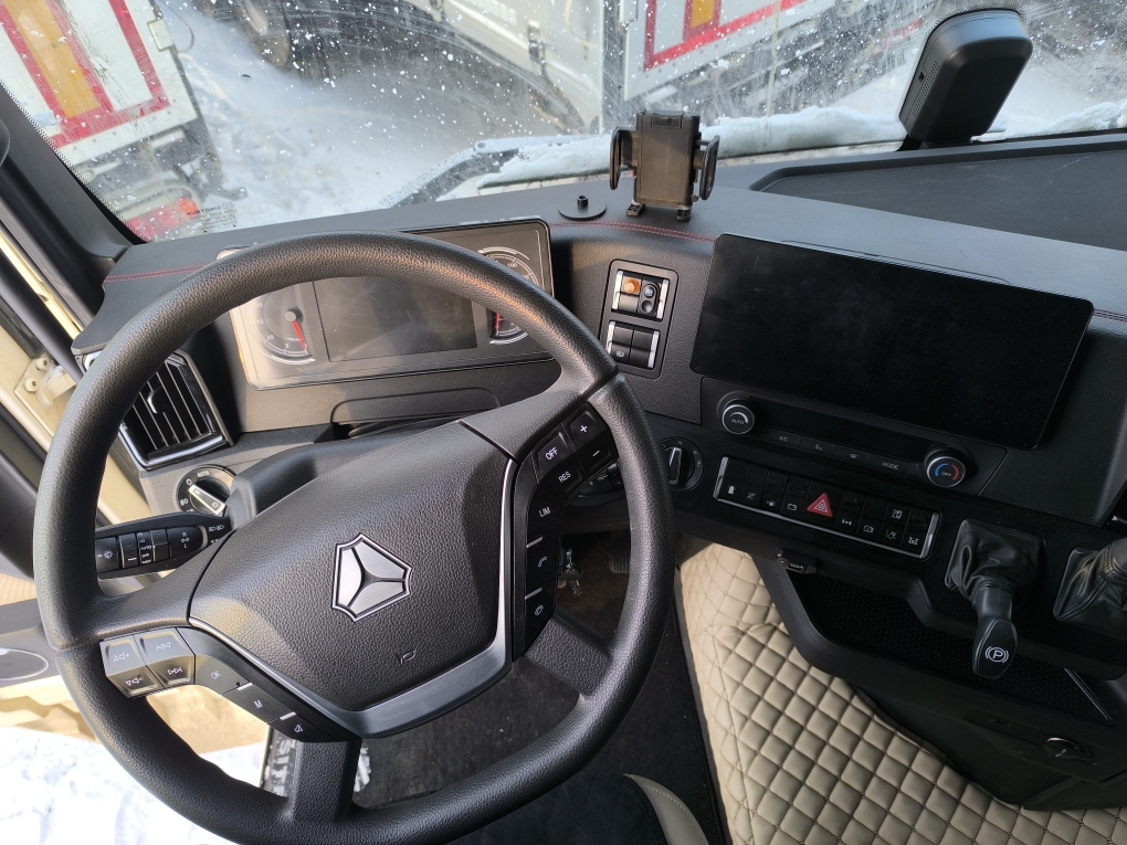 SITRAK C7H MAX 4x2 Седельный тягач 2023 г. - фото 8