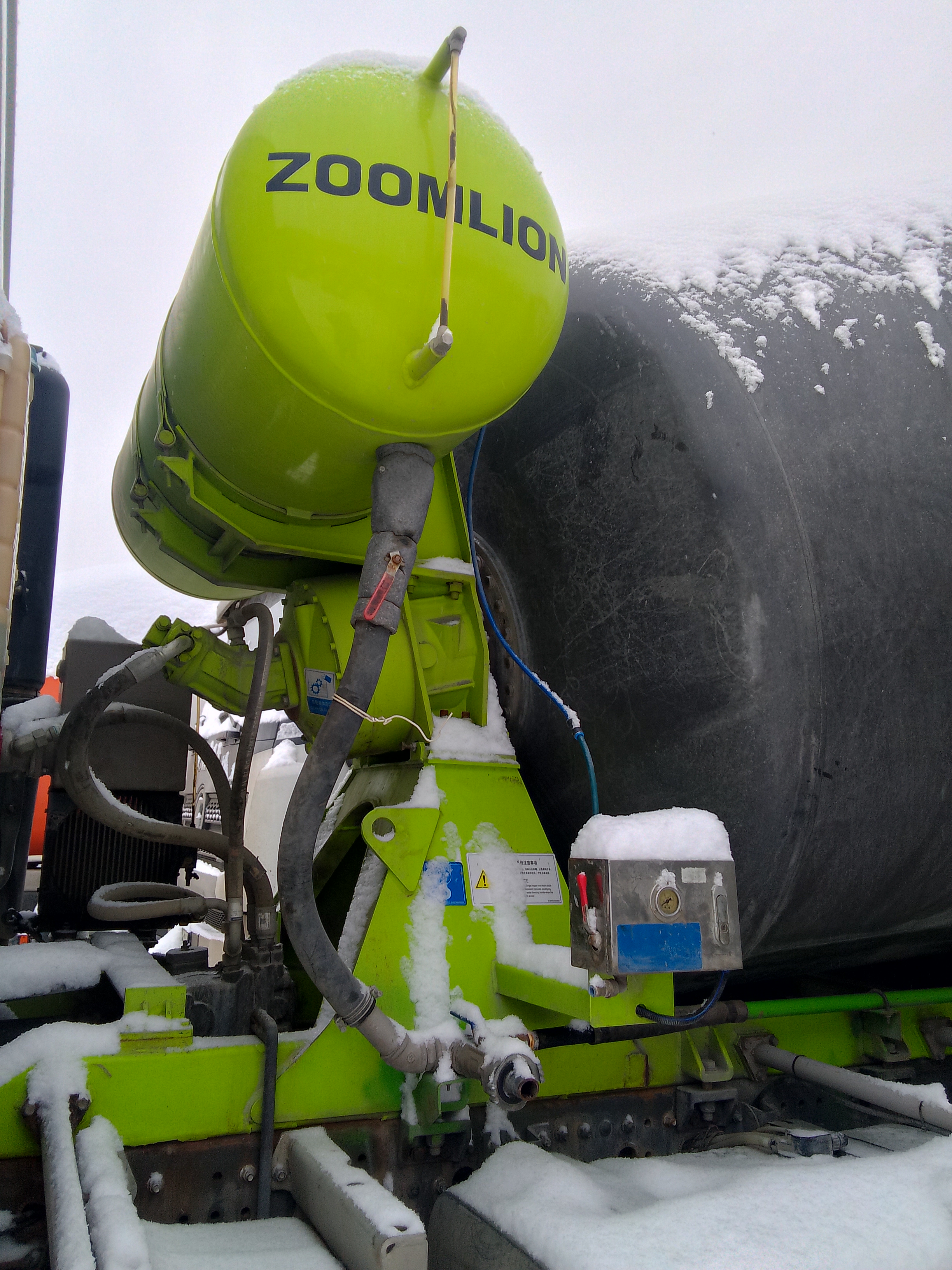 Howo ZZ* 6x4 Автобетоносмеситель 2022 г. - фото 3