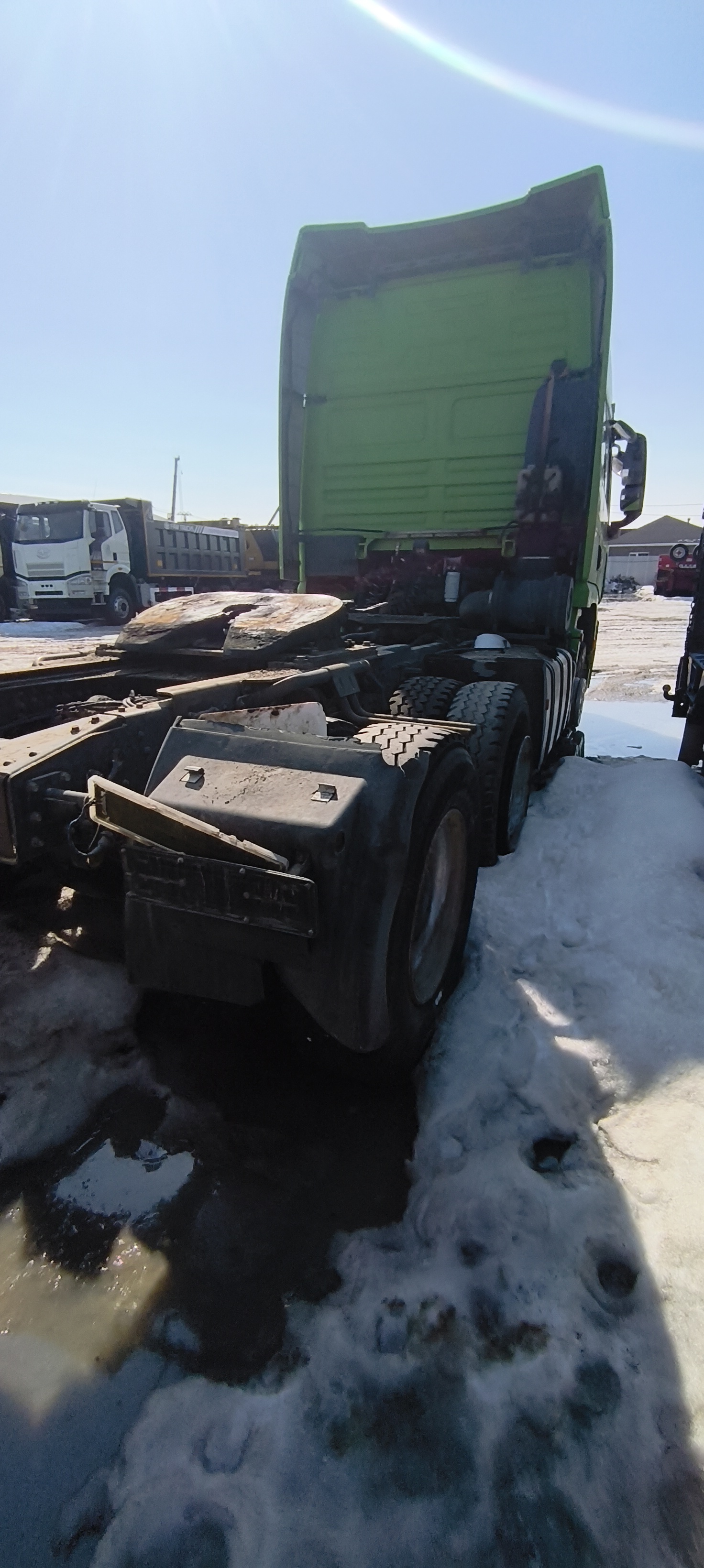 Shacman (Shaanxi) SX* 6x4 Седельный тягач 2023 г. - фото 6