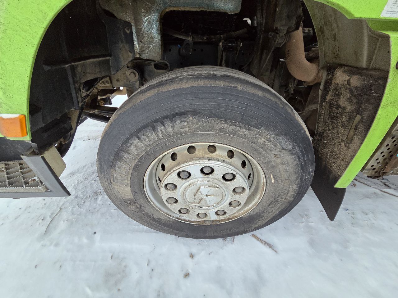 Shacman (Shaanxi) SX* 6x4 Седельный тягач 2022 г. - фото 8