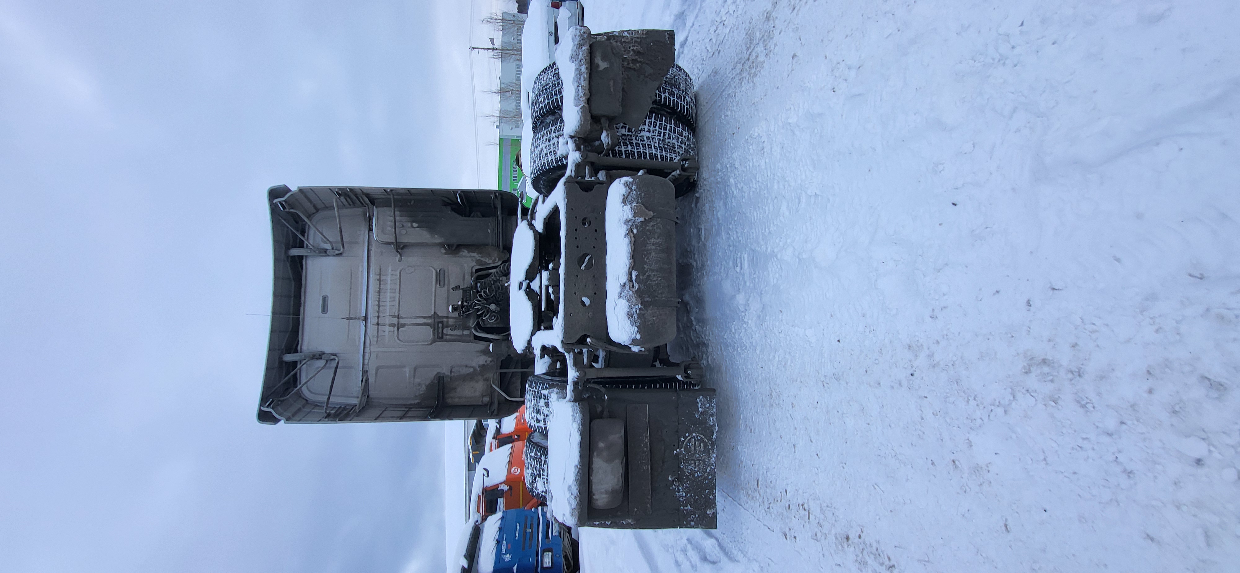 FAW J7 4x2 Седельный тягач 2023 г. - фото 9