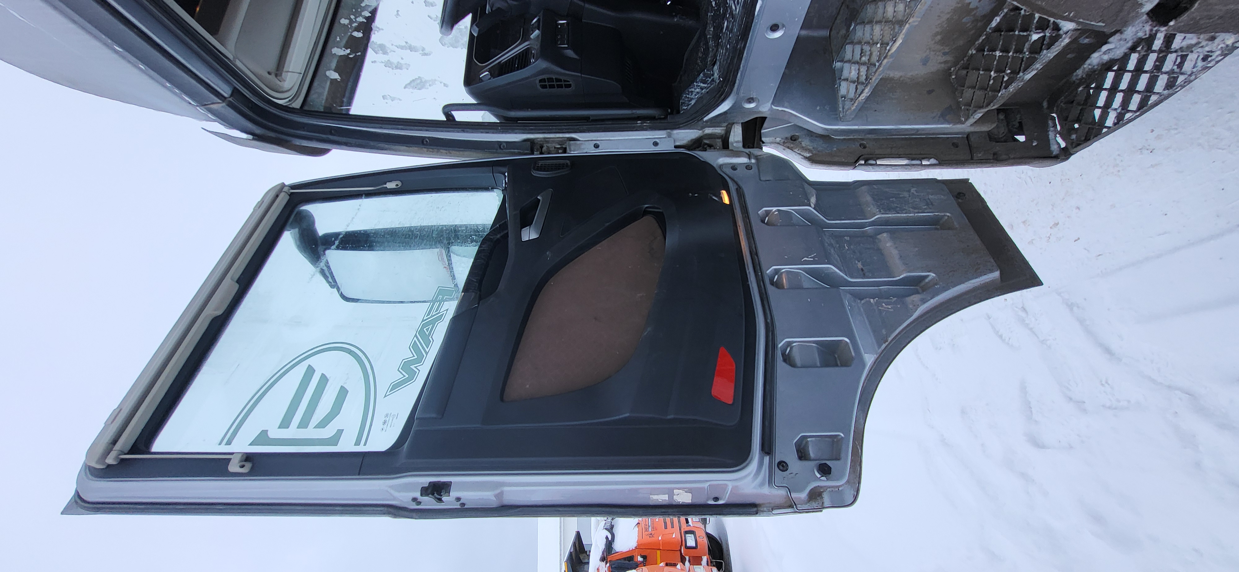 FAW J7 4x2 Седельный тягач 2023 г. - фото 10