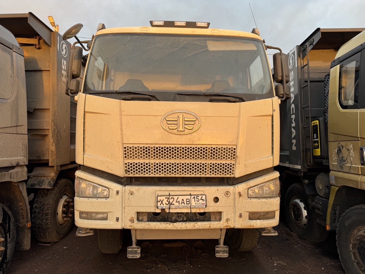 FAW J6 6x4 Самосвал 2023 г.