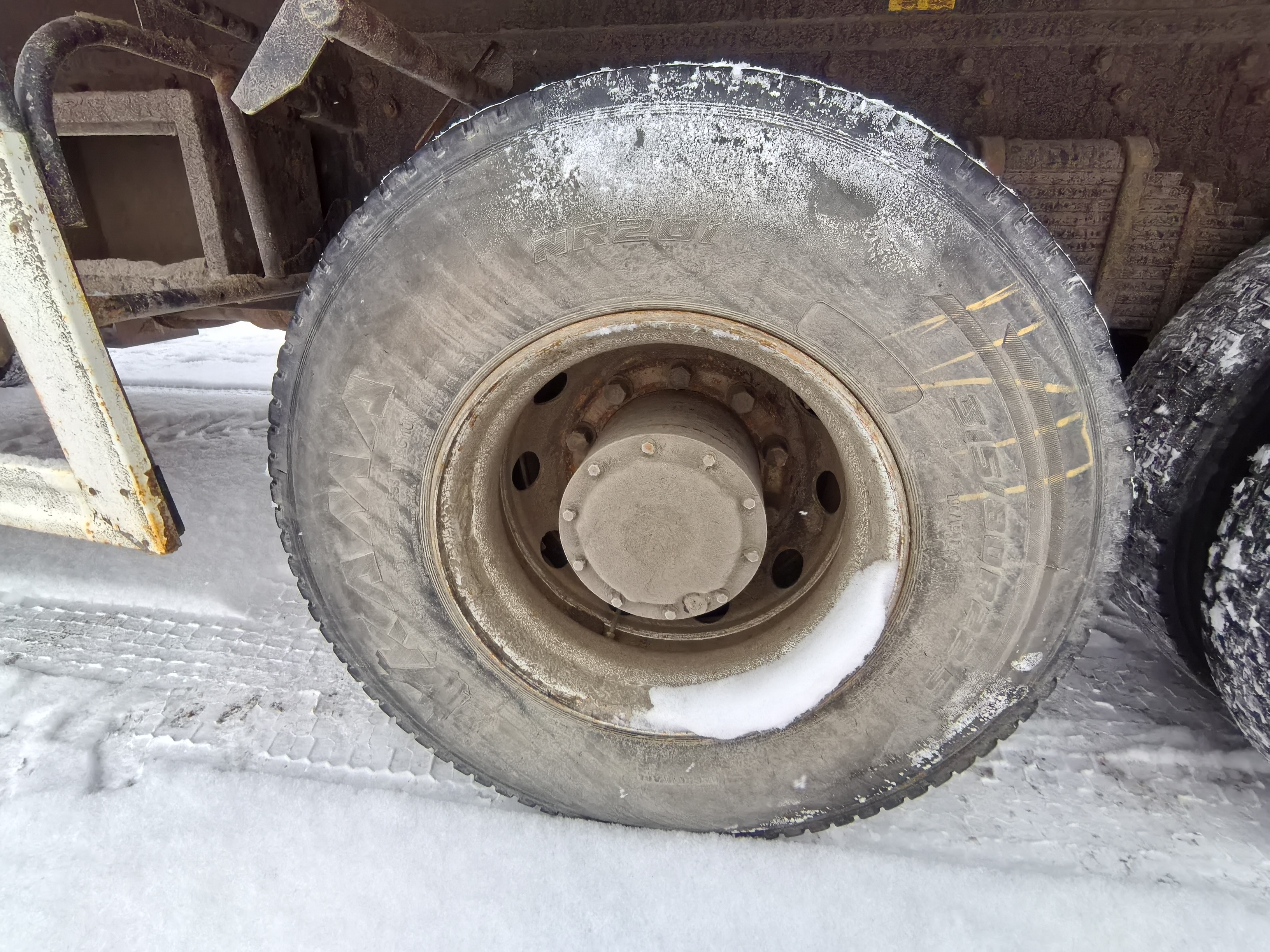 FAW J6 6x4 Самосвал 2023 г. - фото 14