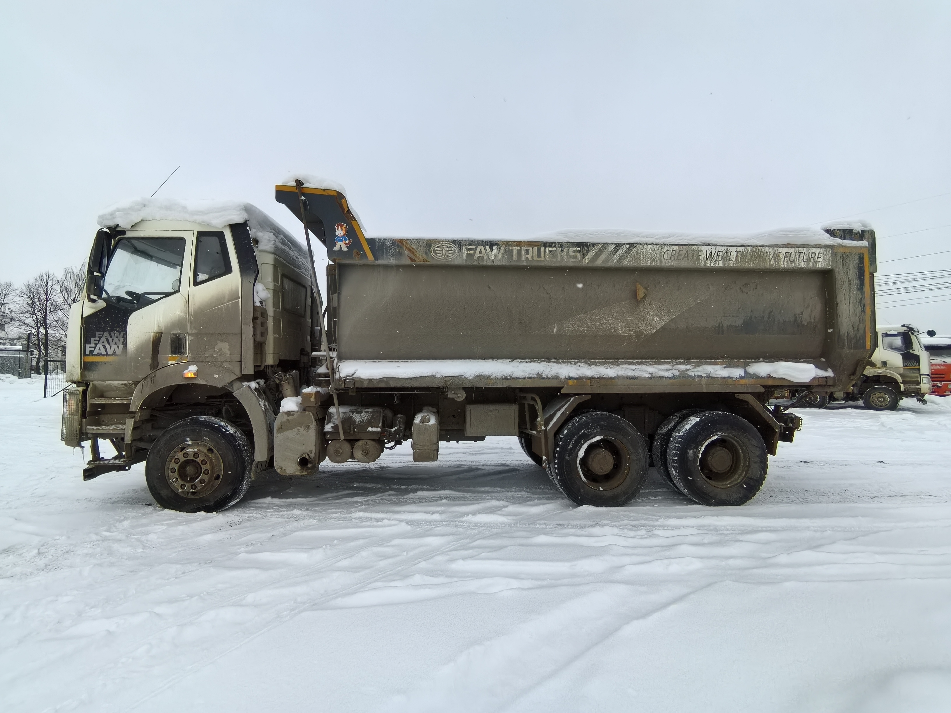 FAW J6 6x4 Самосвал 2023 г. - фото 4