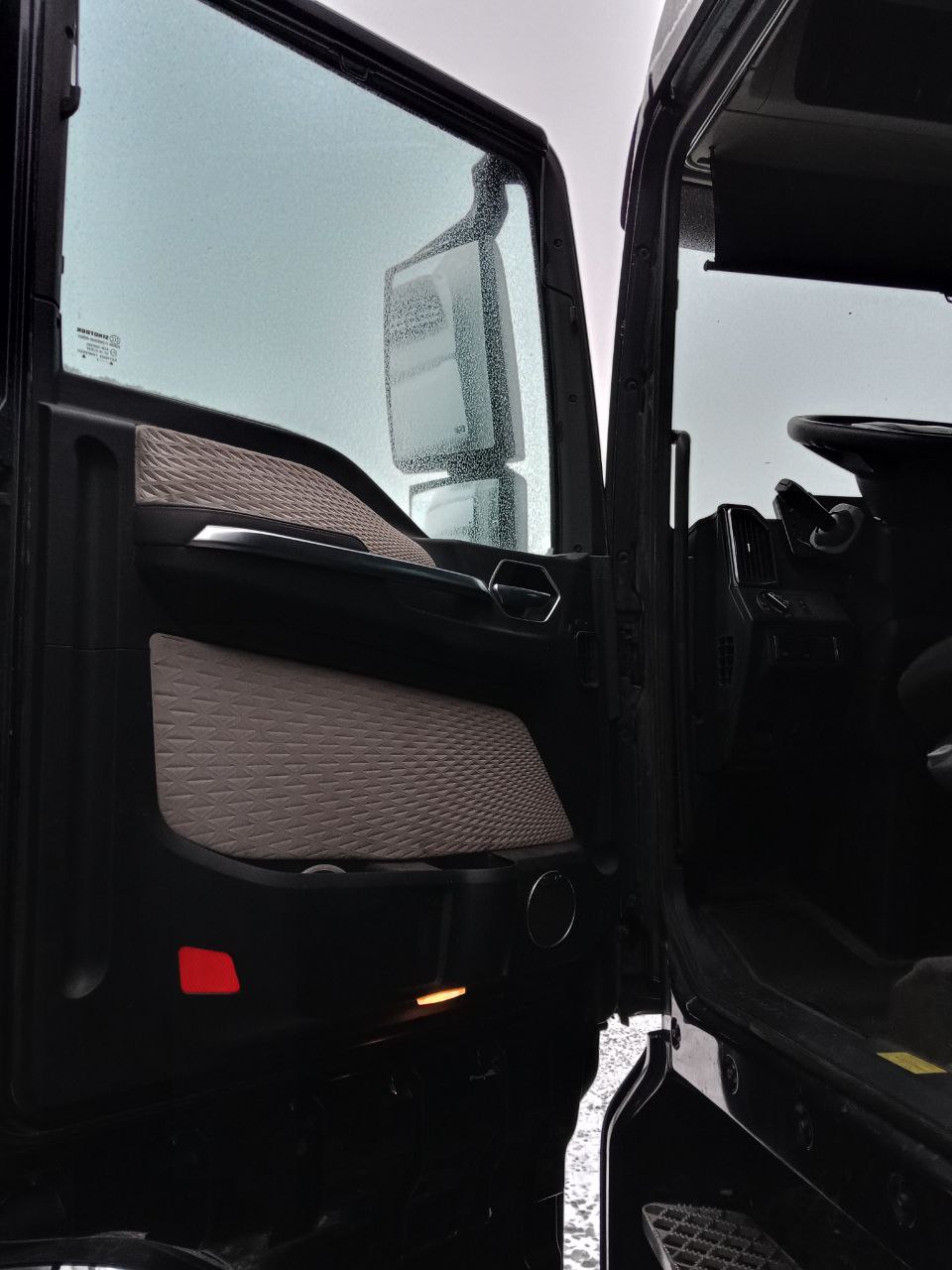 SITRAK C7H 4x2 Седельный тягач 2023 г. - фото 6