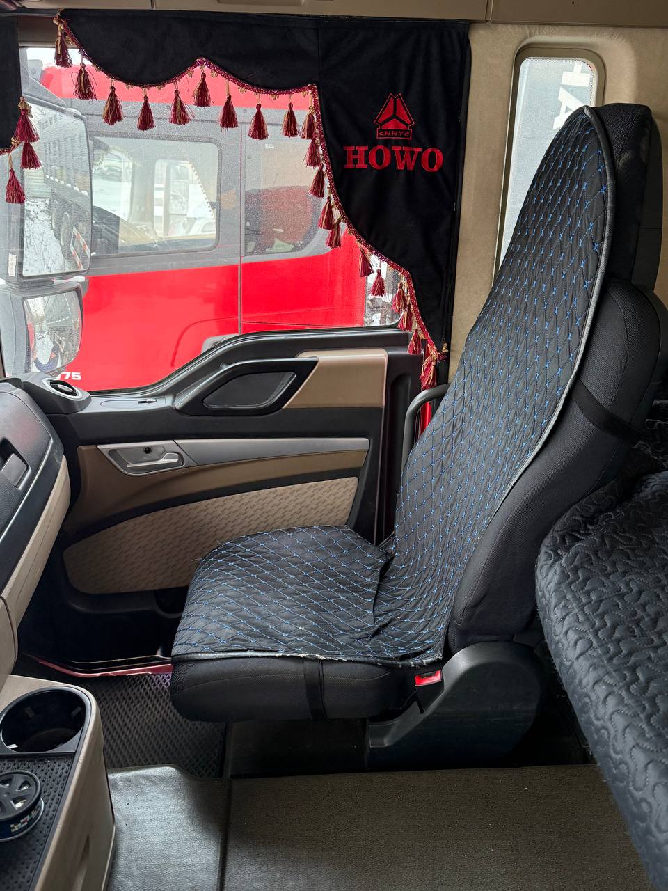 Howo T5G 6x4 Самосвал 2022 г. - фото 9