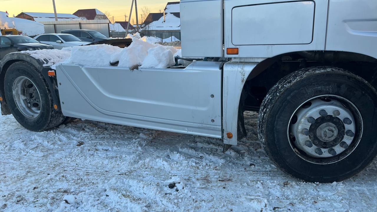 Foton AUMAN 4x2 Седельный тягач 2023 г. - фото 8