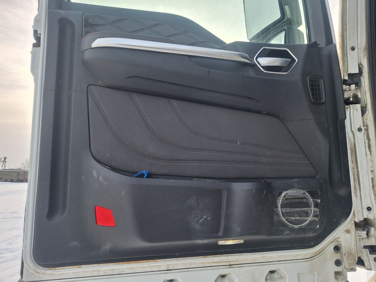 SITRAK C7H 4x2 Седельный тягач 2023 г. - фото 8