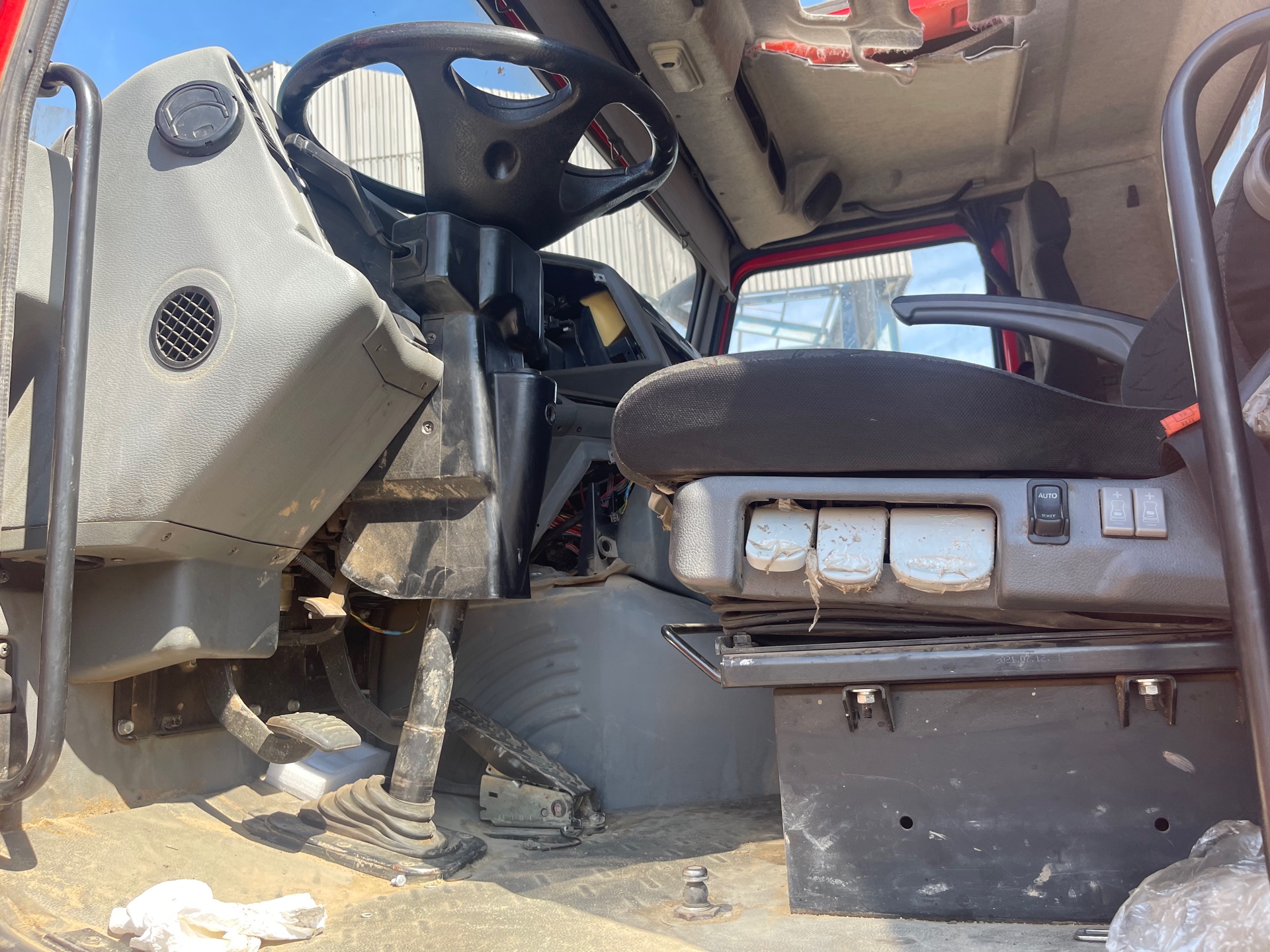 МАЗ 6516 8x4 Самосвал 2021 г. - фото 10