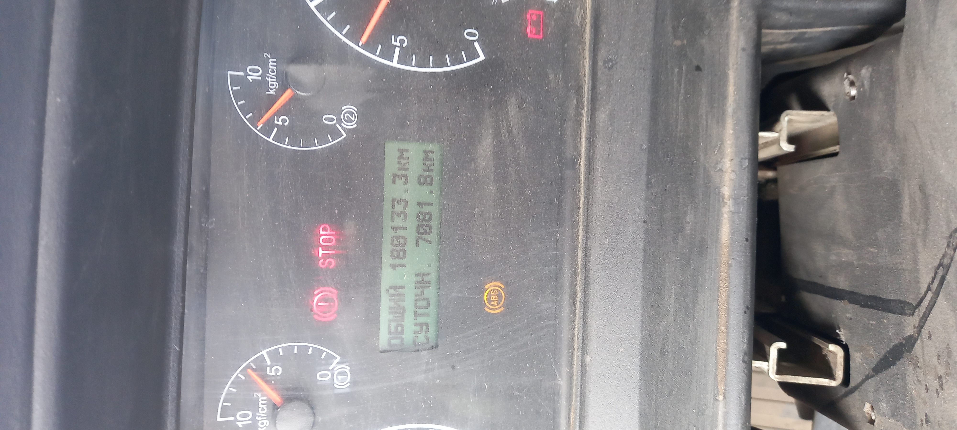 АРЗАМАССКИЙ ЗАВОД КОММУНАЛЬНОГО МАШИНОСТРОЕНИЯ КО-440* на шасси КамАЗ 65115 6x4 Мусоровоз 2019 г. - фото 8