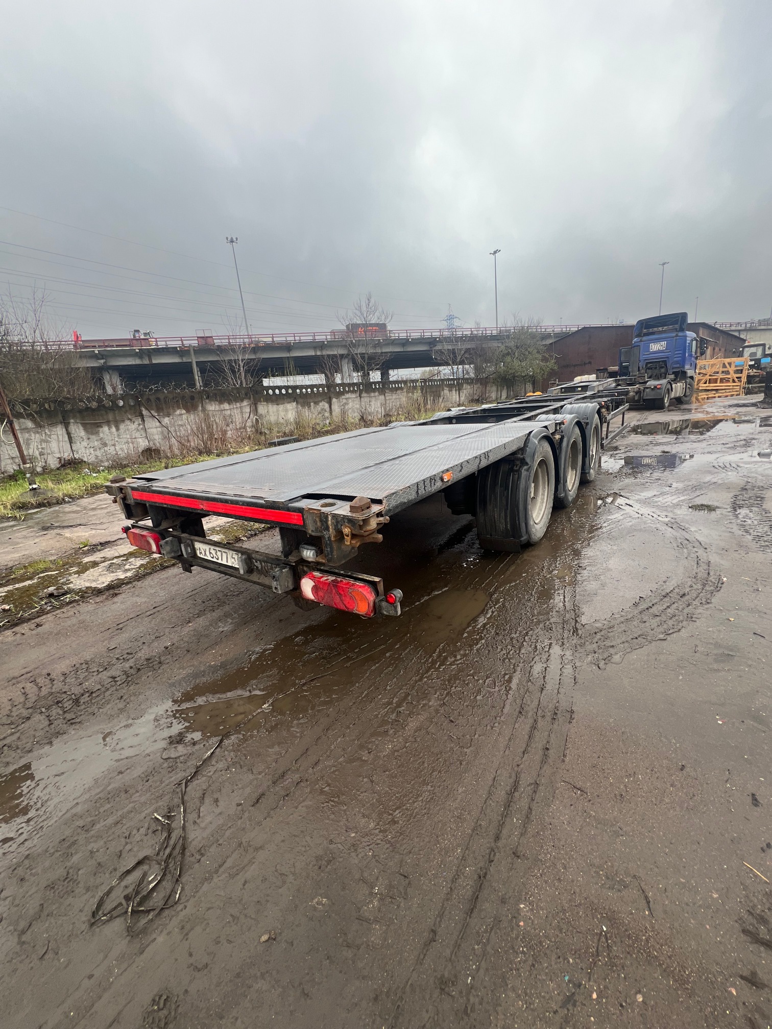 Полуприцеп-контейнеровоз НЕФАЗ  93341-2300100-07 2019 г. - фото 11