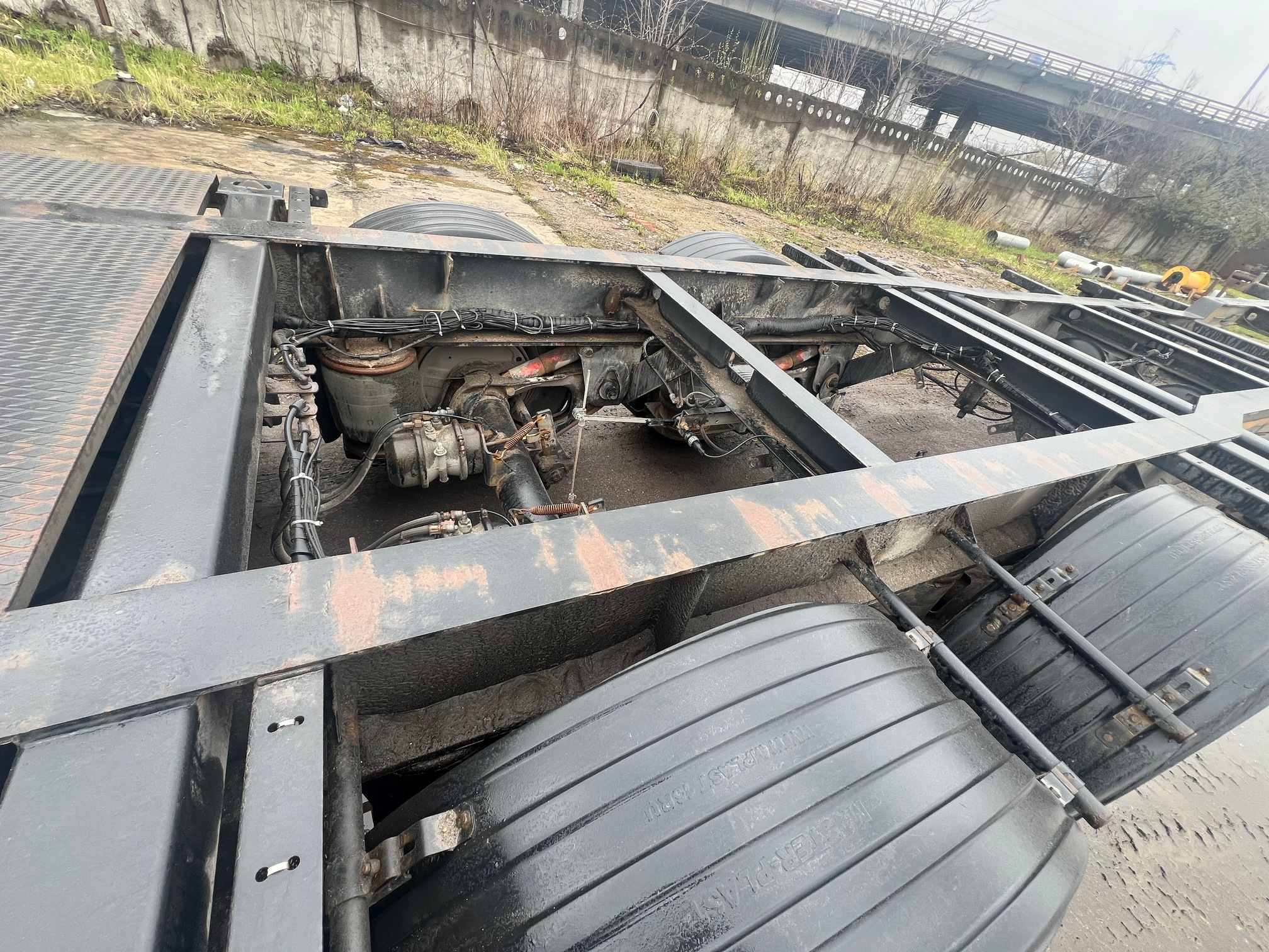 Полуприцеп-контейнеровоз НЕФАЗ  93341-2300100-07 2019 г. - фото 12