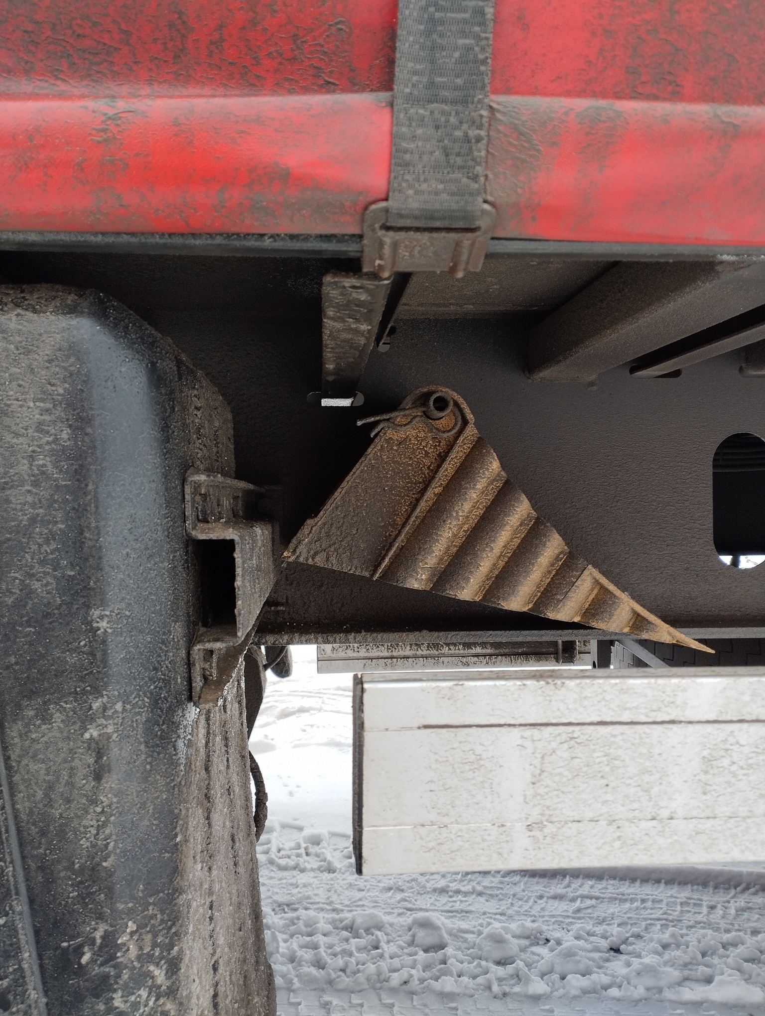 Полуприцеп ТЗА 588510 (шторный) - 13,6 м 2023 г. - фото 6