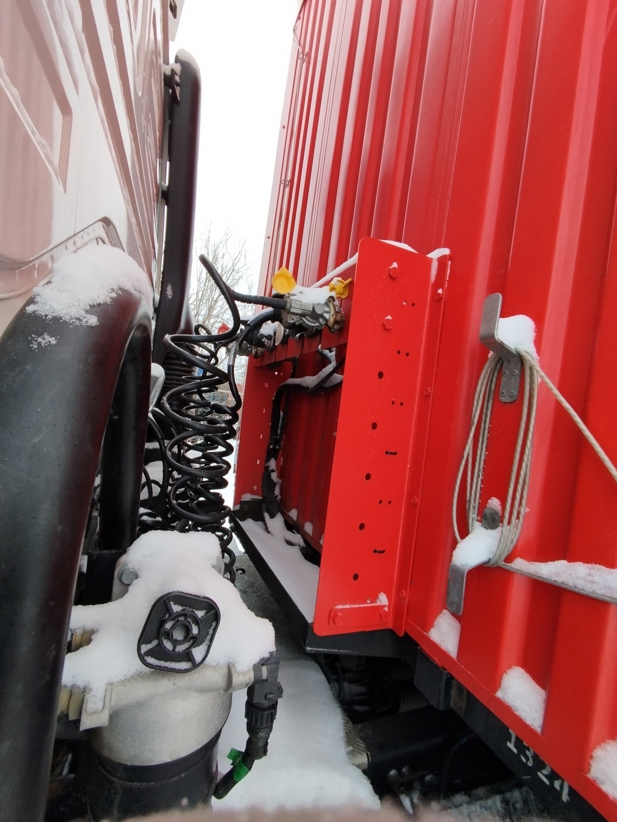 Полуприцеп ТЗА 588510 (шторный) - 13,6 м 2023 г. - фото 34