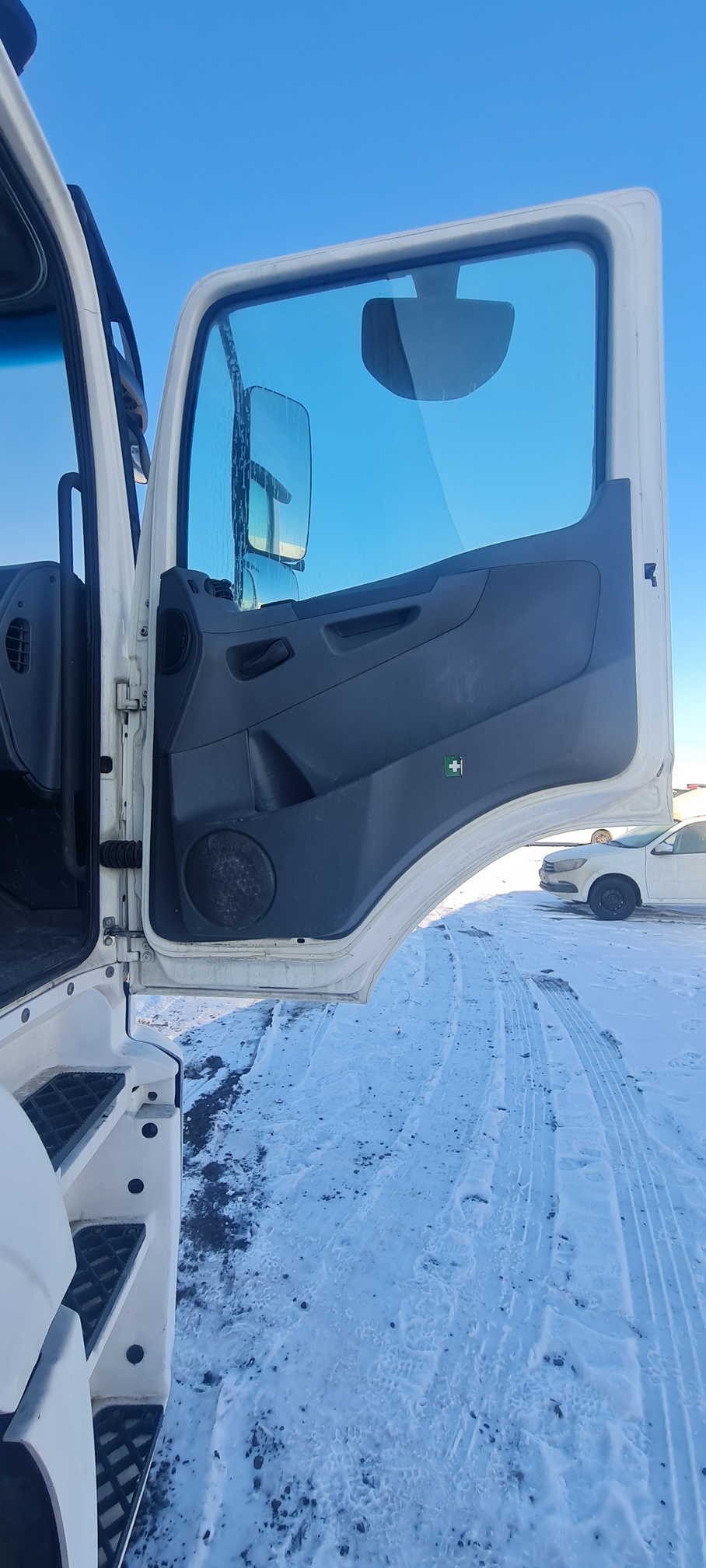 Рефрижератор на ш.КАМАЗ 5325 2022 г. - фото 13