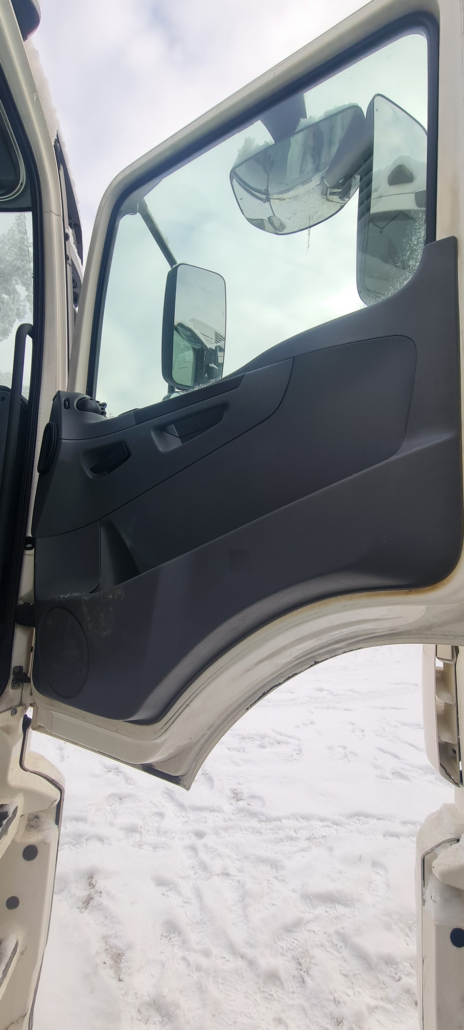 Рефрижератор на ш.КАМАЗ 5325 2022 г. - фото 9